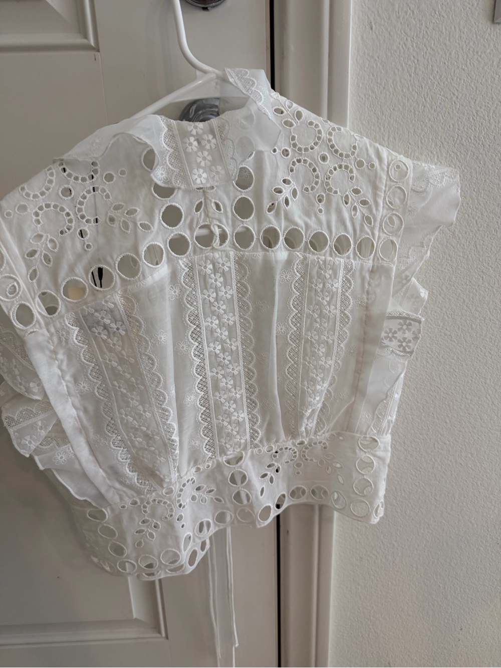Sandro Sahar Lace Top Size Medium - Picture 2 of 5